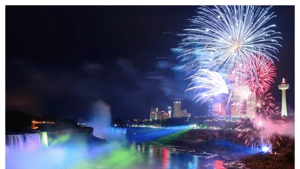 Two-day Niagara Falls experience with daytime sightseeing and night views